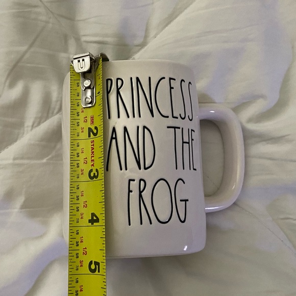 RAE DUNN DISNEY PRINCESS AND THE FROG MUG - Picture 9 of 11